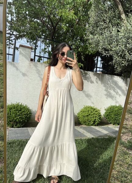 Keten İşleme Detaylı Taş Elbise