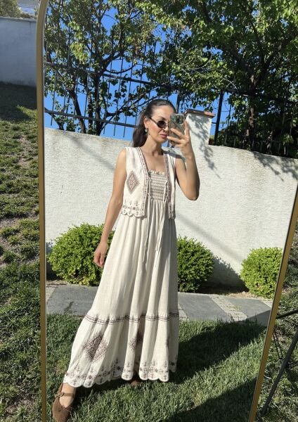 Yelekli İşlemeli Keten Elbise