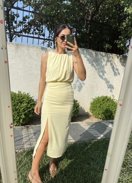Kalem Yırtmaçlı Model Elbise-Sarı