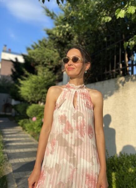 Piliseli Boyundan Bağlamalı İthal Elbise-Pembe