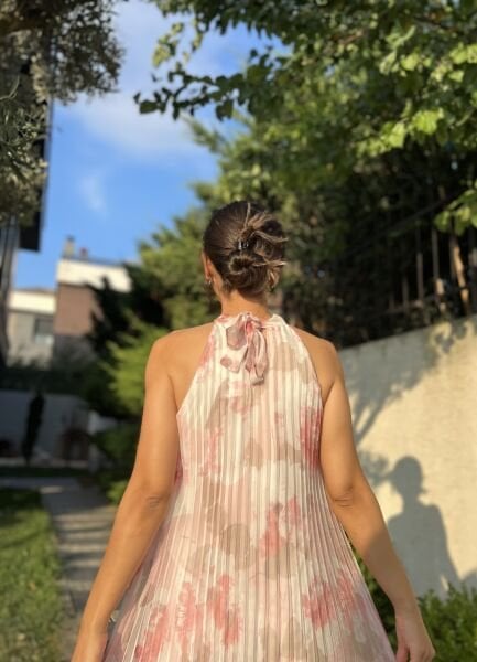 Piliseli Boyundan Bağlamalı İthal Elbise-Pembe