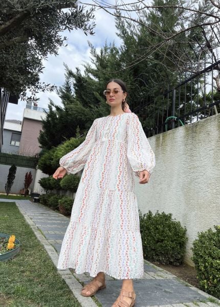 Renkli İşlemeli Brode Elbise