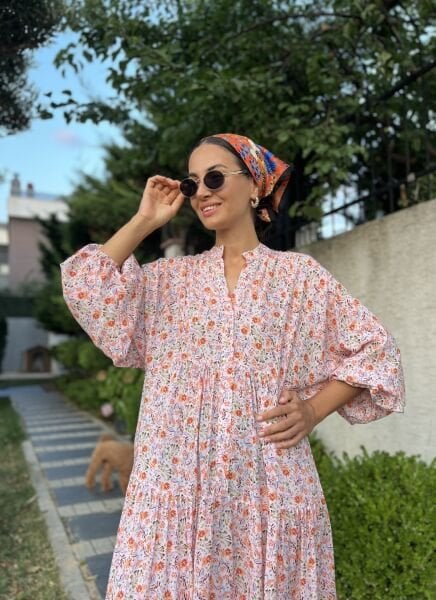 Küçük Pembe Desen Elbise